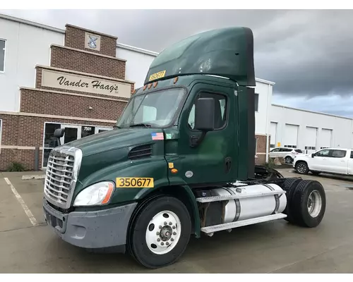 Complete Vehicle Freightliner CASCADIA Vander Haags Inc Kc