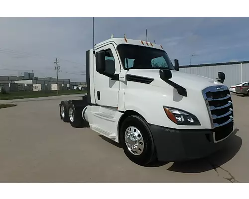 Complete Vehicle FREIGHTLINER CASCADIA Sam's Riverside Truck Parts Inc