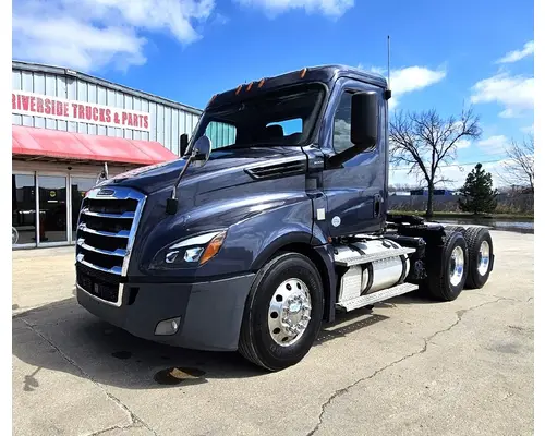 Complete Vehicle FREIGHTLINER CASCADIA Sam's Riverside Truck Parts Inc