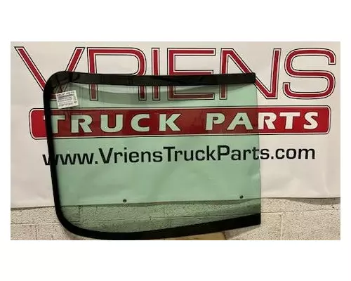 Windshield Glass FREIGHTLINER CASCADIA Vriens Truck Parts