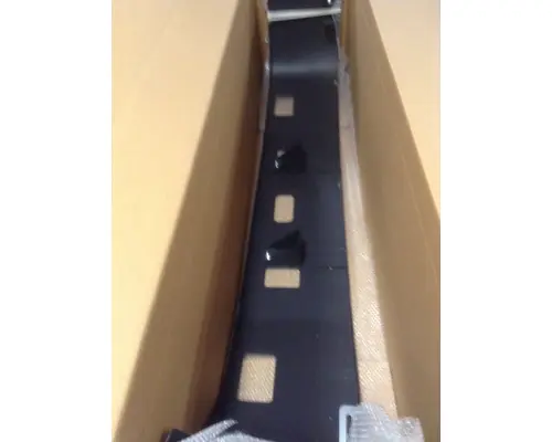 Bumper Assembly, Front FREIGHTLINER CENTURY 120 1996-2004 LKQ KC Truck Parts - Inland Empire