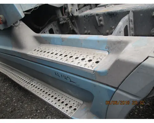 Side Fairing FREIGHTLINER CENTURY 120 LKQ Wholesale Truck Parts