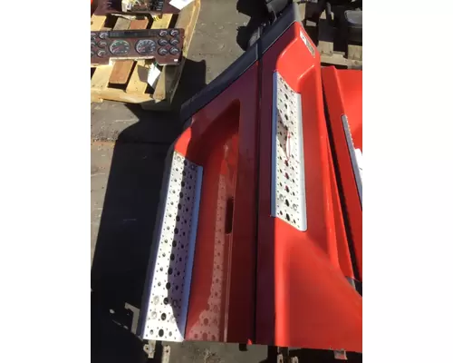 Side Fairing FREIGHTLINER CENTURY 120 LKQ Western Truck Parts