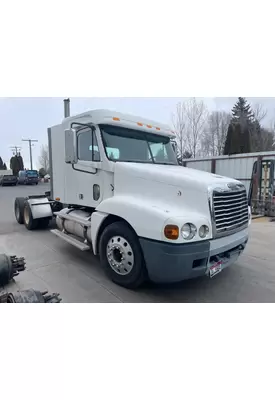 Freightliner Century Class 120 Cab