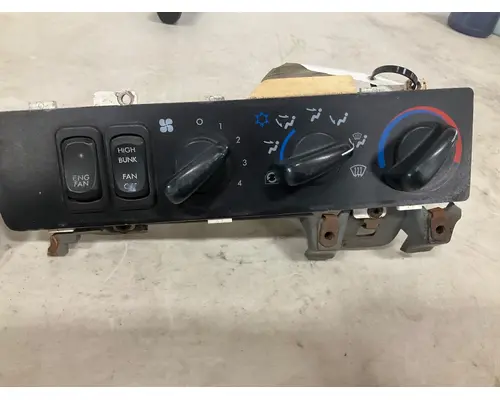 Heater Or Air Conditioner Parts, Misc. FREIGHTLINER CENTURY CLASS 120 Valley Truck - Grand Rapids