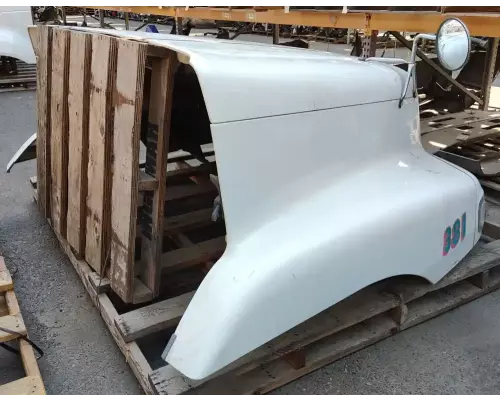 Freightliner Century Class 120 Hood
