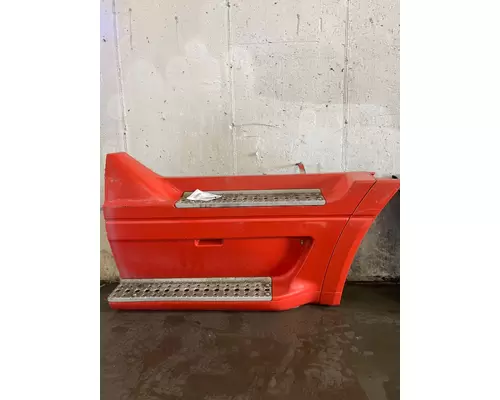 Skirt FREIGHTLINER CENTURY CLASS 120 Valley Truck - Grand Rapids