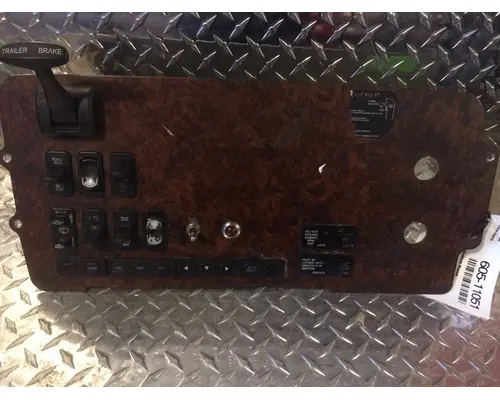 Dash / Console Switch FREIGHTLINER Century Class Frontier Truck Parts