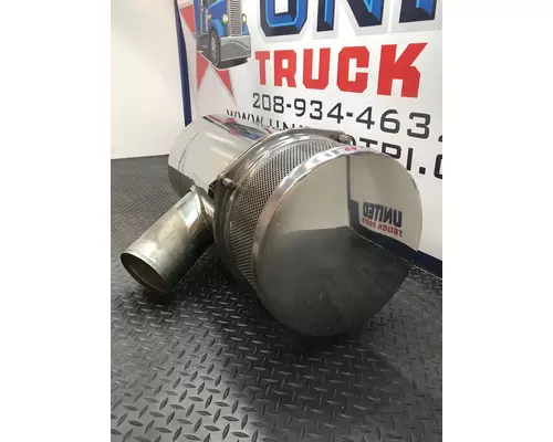 Freightliner Classic 120 Air Cleaner