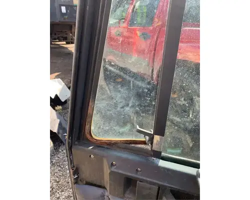 Freightliner Classic 120 Door Assembly, Front