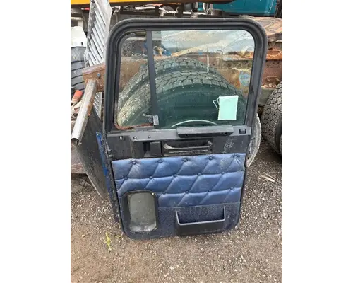 Freightliner Classic 120 Door Assembly, Front