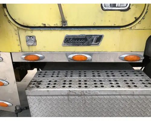 Body Parts, Misc. Freightliner CLASSIC XL Vander Haags Inc Cb