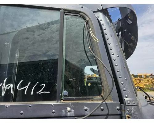 Door Glass, Front Freightliner CLASSIC XL Vander Haags Inc Sp