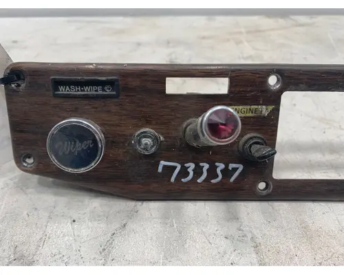 Dash / Console Switch FREIGHTLINER Classic Frontier Truck Parts