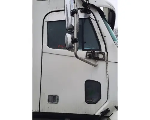 Door Assembly, Front FREIGHTLINER COLUMBIA 112 2001-2011 LKQ Heavy Truck Maryland