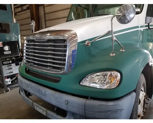 Hood FREIGHTLINER COLUMBIA 112  LKQ Geiger Truck Parts