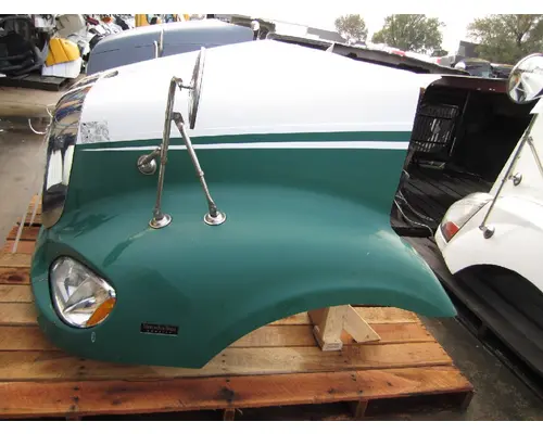 Hood FREIGHTLINER COLUMBIA 112  LKQ Heavy Truck Maryland