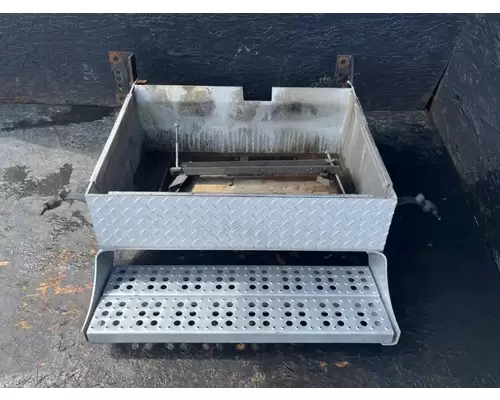 Freightliner Columbia 112 Battery Box