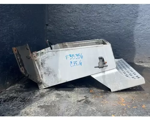 Freightliner Columbia 112 Battery Box