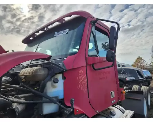 Freightliner Columbia 112 Cab