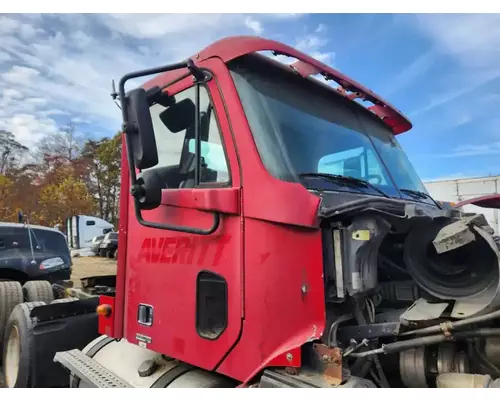 Freightliner Columbia 112 Cab