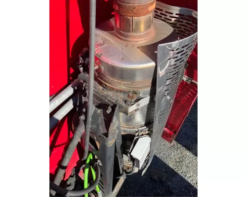 Freightliner Columbia 112 DPF (Diesel Particulate Filter)