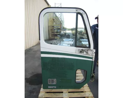 Door Assembly, Front FREIGHTLINER COLUMBIA 112 LKQ Heavy Truck Maryland