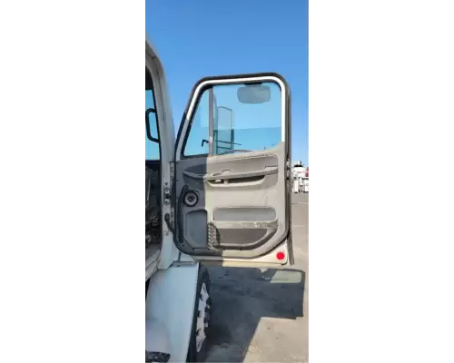 Freightliner Columbia 112 Door Assembly, Front