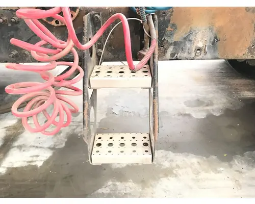 Brackets, Misc. Freightliner COLUMBIA 112 Vander Haags Inc Cb