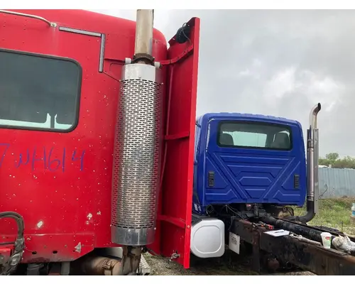 Side Fairing Freightliner COLUMBIA 112 Vander Haags Inc Dm