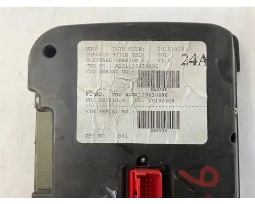 Freightliner Columbia 112 Instrument Cluster