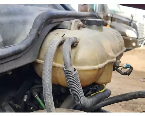 Freightliner Columbia 112 Radiator Overflow Bottle