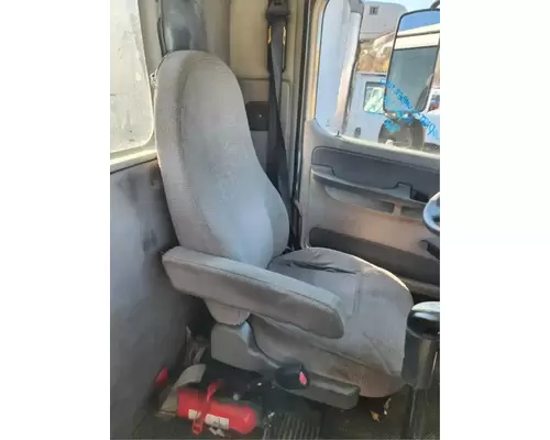 Freightliner Columbia 112 Seat, Front