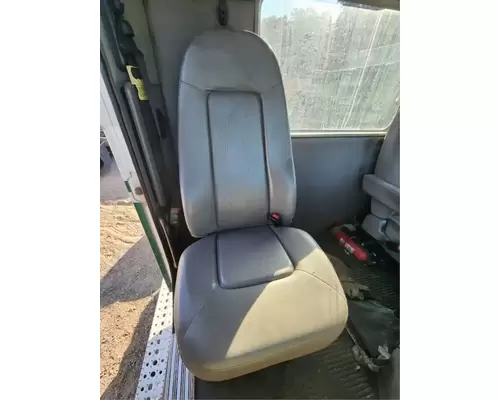 Freightliner Columbia 112 Seat, Front