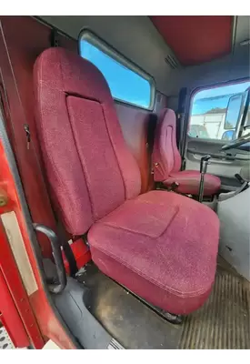 Freightliner Columbia 112 Seat, Front
