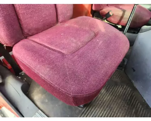 Freightliner Columbia 112 Seat, Front