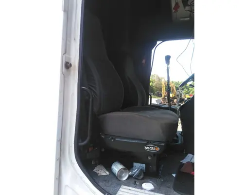 Seat, Front FREIGHTLINER COLUMBIA 112 LKQ Evans Heavy Truck Parts