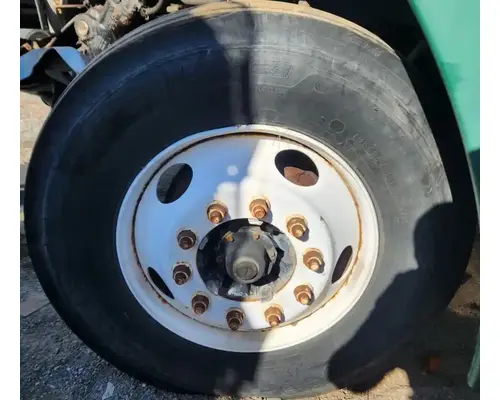 Spindle / Knuckle, Front Freightliner Columbia 112 Complete Recycling Group LLC