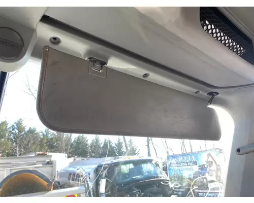 Freightliner Columbia 112 Sun Visor (External)