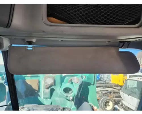 Freightliner Columbia 112 Sun Visor (External)