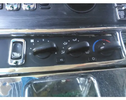 Temperature Control FREIGHTLINER COLUMBIA 112 LKQ Evans Heavy Truck Parts