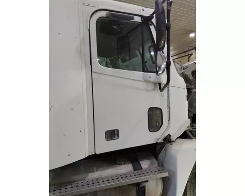 Door Assembly, Front FREIGHTLINER COLUMBIA 120 2001-2011 LKQ Thompson Motors - Wykoff