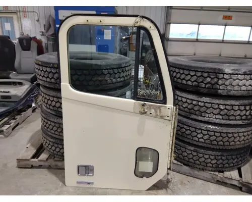 Door Assembly, Front FREIGHTLINER COLUMBIA 120 2001-2011 LKQ Thompson Motors - Wykoff