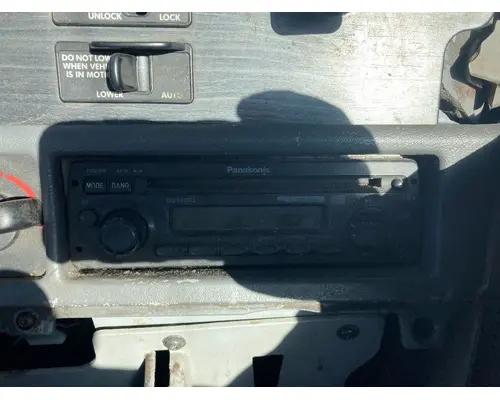 Radio Freightliner COLUMBIA 120 Vander Haags Inc Kc
