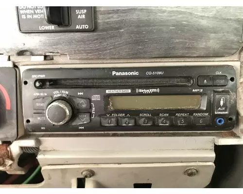 Radio Freightliner COLUMBIA 120 Vander Haags Inc Cb