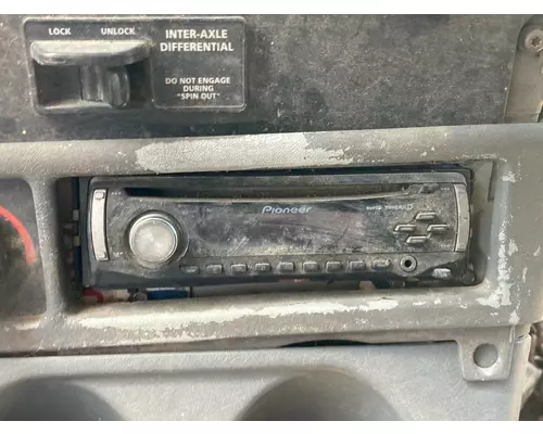 Radio Freightliner COLUMBIA 120 Vander Haags Inc Kc