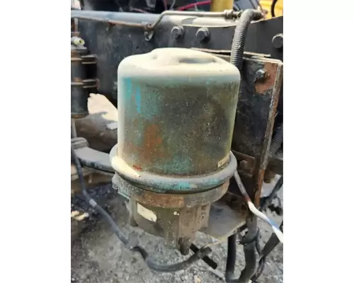 Freightliner Columbia 120 Air Drier