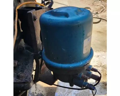 Freightliner Columbia 120 Air Drier