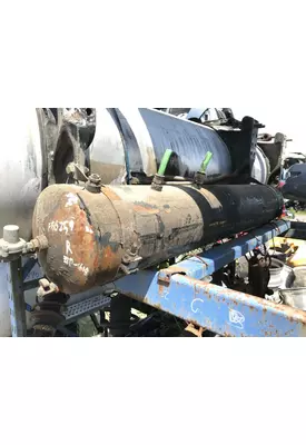 Freightliner Columbia 120 Air Tank