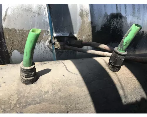 Freightliner Columbia 120 Air Tank